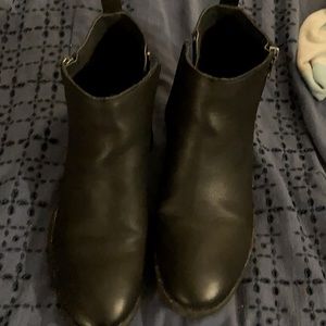 BOC double zip booties size 8.5 excellent condtion